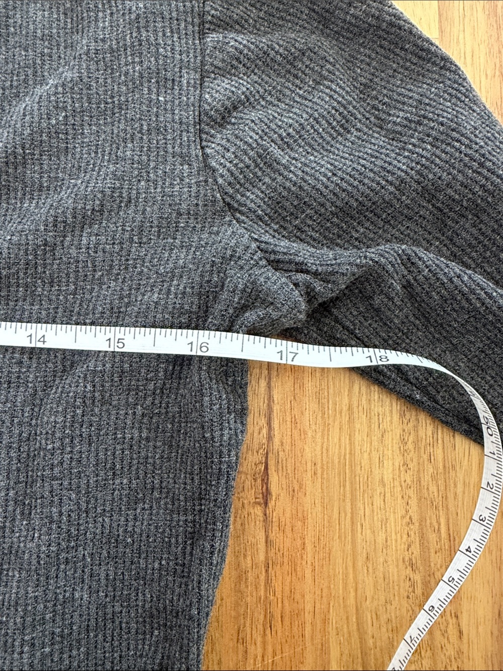 Bozzolo Cropped Long Sleeve Top - Picture 4 of 4